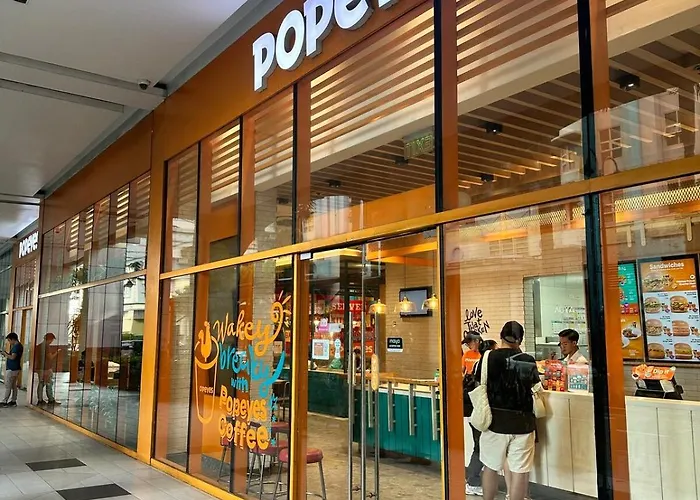 We Vibe, 101 Newport Blvd Near The Airport Naia 3 *